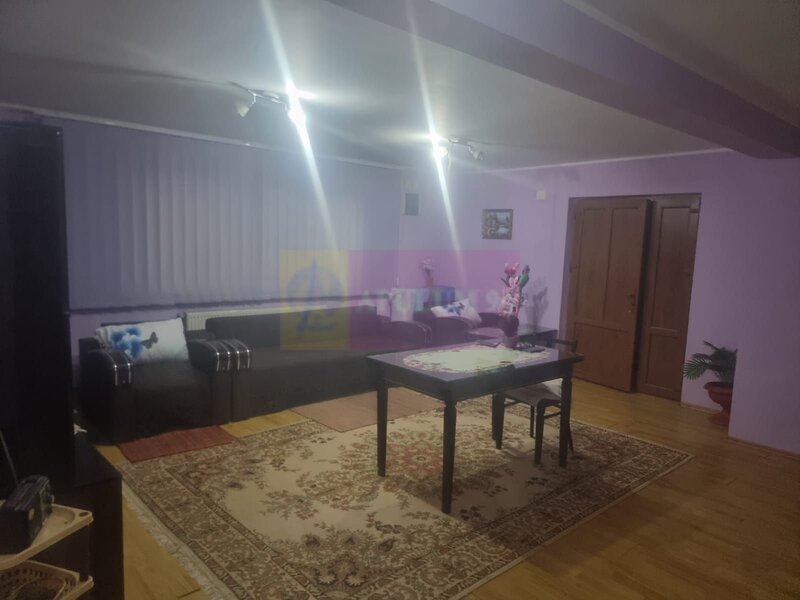 ISLAZ / IF - CASA P+1 (7 CAM) DE VANZARE