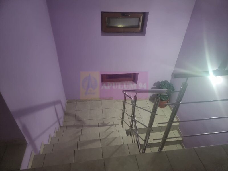 ISLAZ / IF - CASA P+1 (7 CAM) DE VANZARE