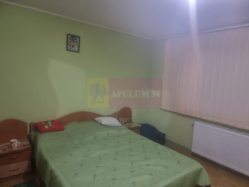 ISLAZ / IF - CASA P+1 (7 CAM) DE VANZARE