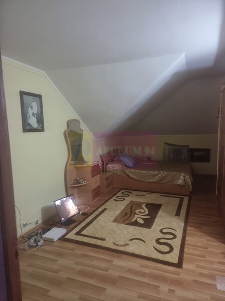 ISLAZ / IF - CASA P+1 (7 CAM) DE VANZARE