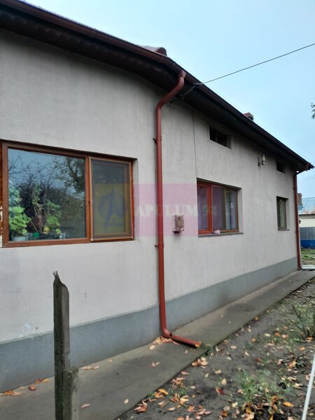 ISLAZ / IF - CASA P+1 (7 CAM) DE VANZARE